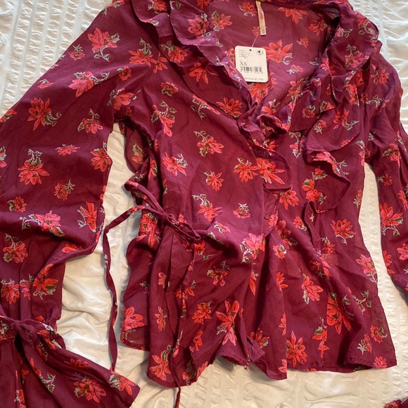 NWT Free People Amanda Floral Top - Picture 3 of 8